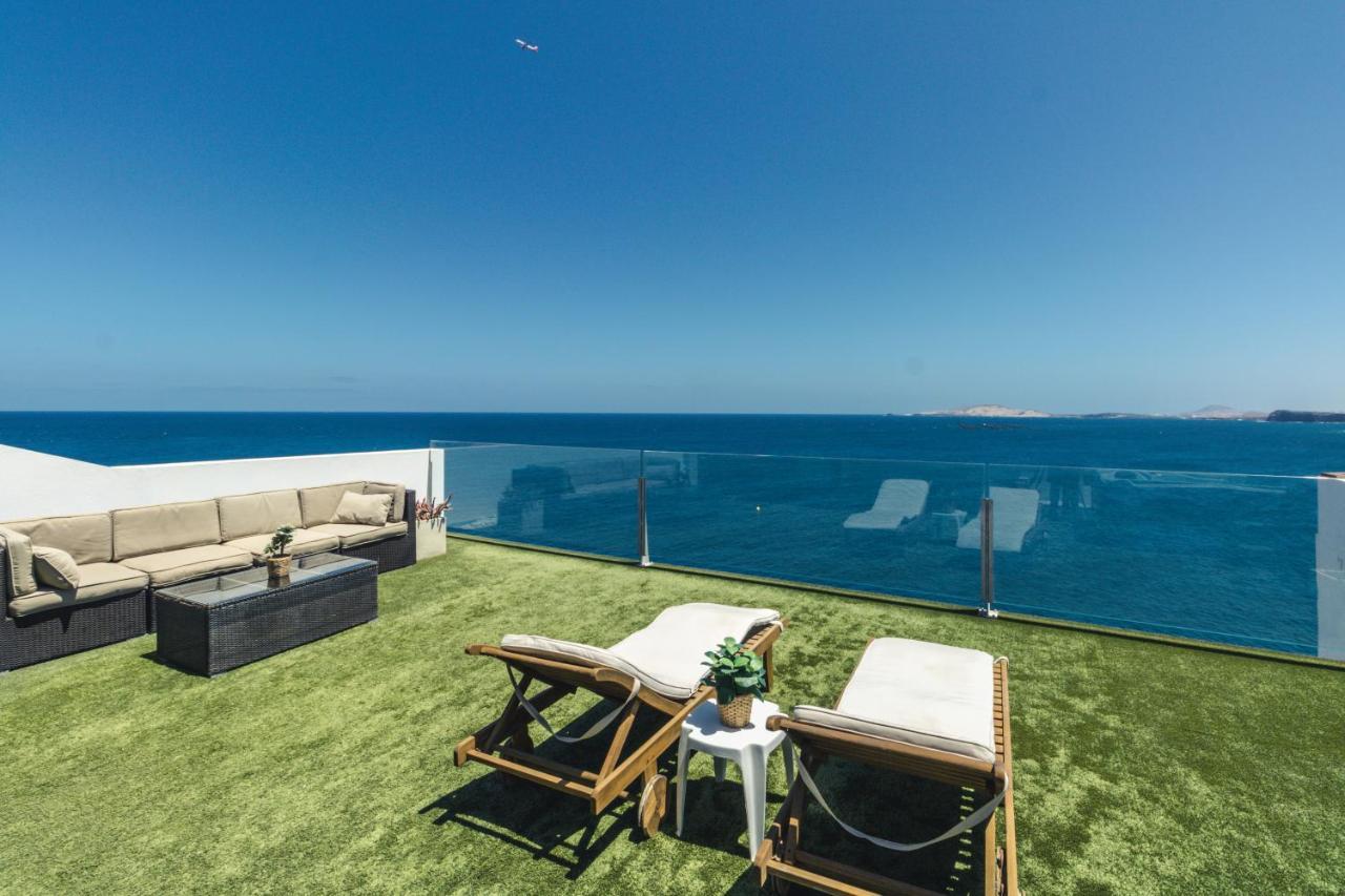 Top Views Beach Avenue Apartment *